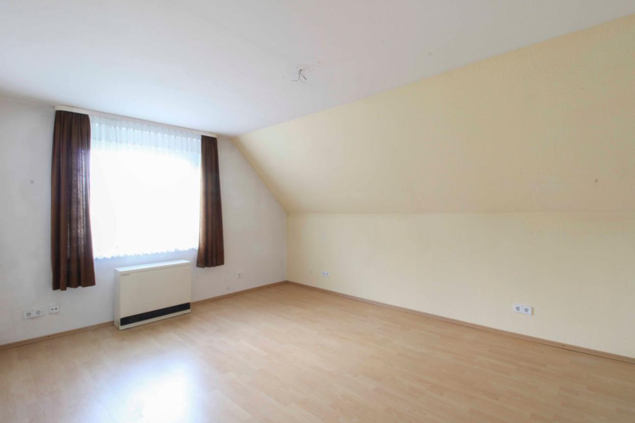 Schlafzimmer II (OG)