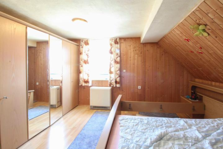 Schlafzimmer III OG