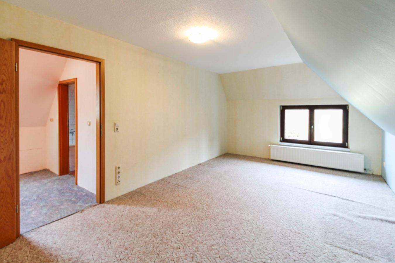 Schlafzimmer I OG