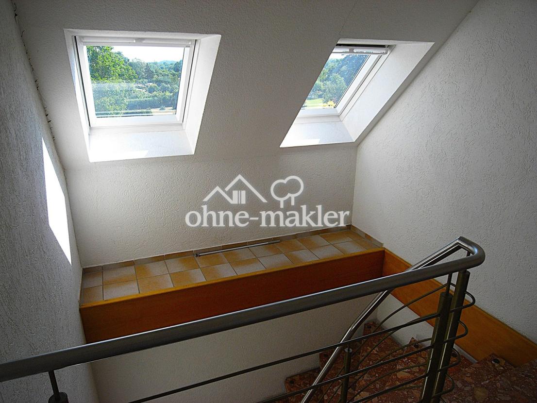 Treppe rechts b