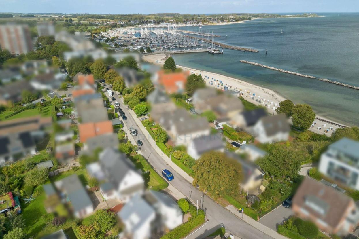 Luftaufnahme Hafen + Strand