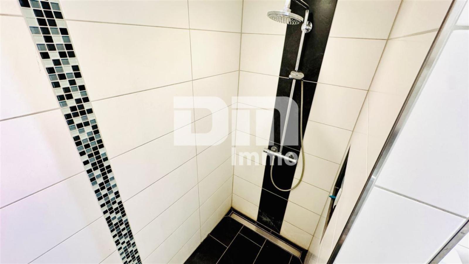 EG Badezimmer / Dusche ebenerdig