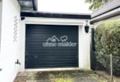 Garage mit elektr. Tor