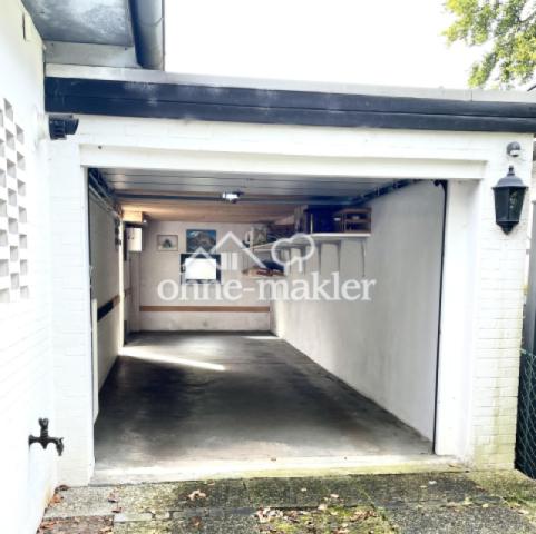 Garage mit elektr. Tor