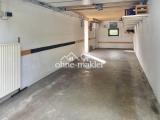 Garage mit elektr. Tor