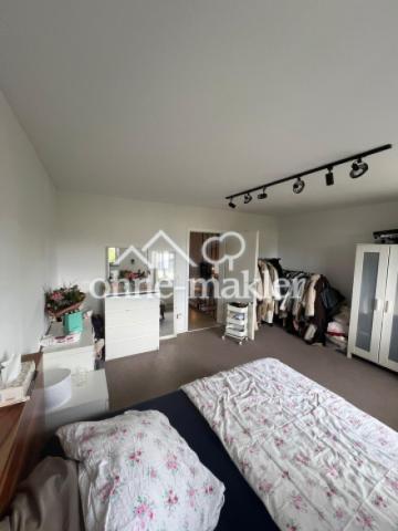 Schlafzimmer Links 1 OG