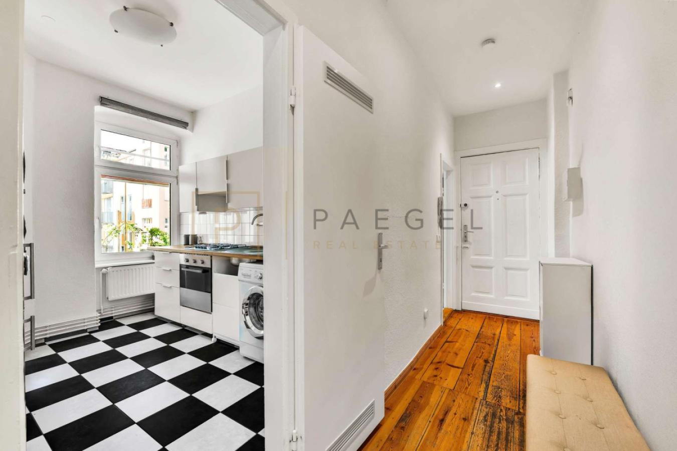 Flur mit Küche