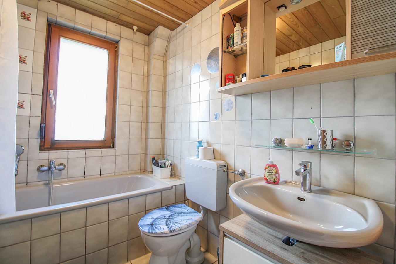 Badezimmer EG