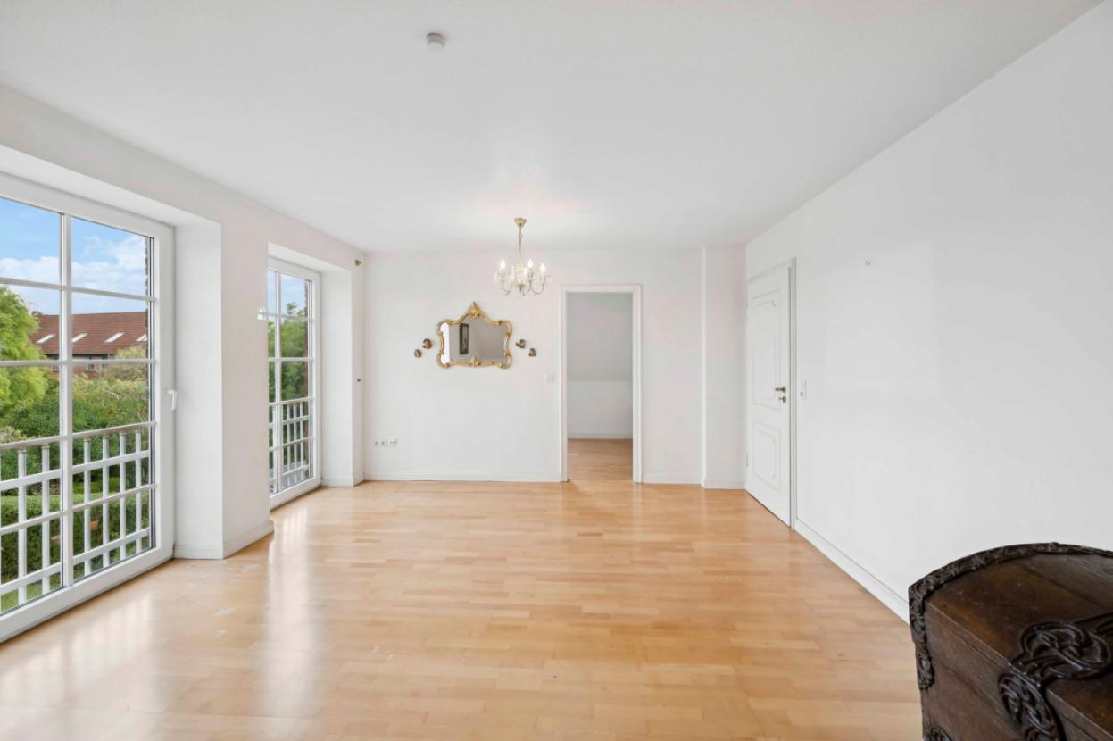 Hauptschlafzimmer mit Ankleide