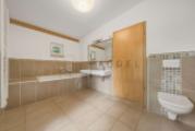 Badezimmer 1. OG. 