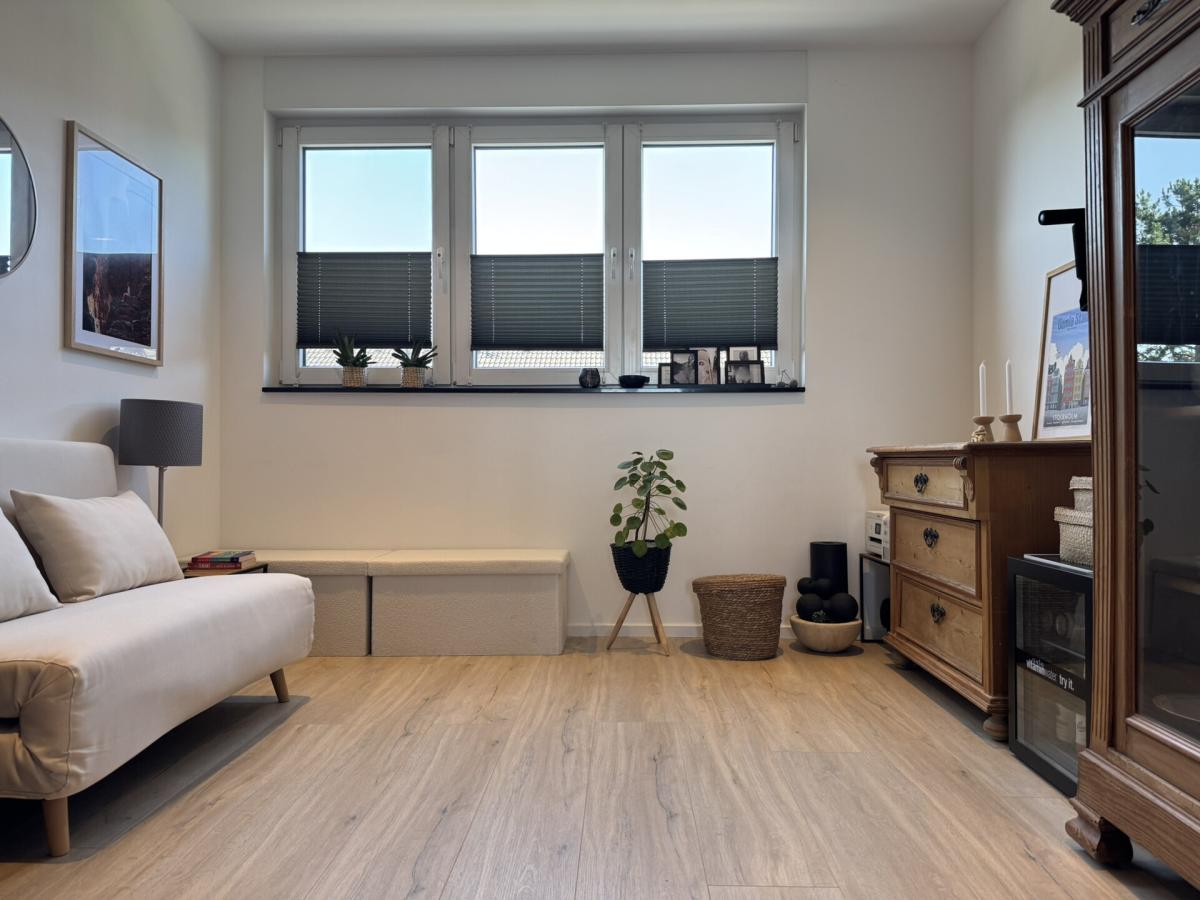 Schlafzimmer 1, Hs. 2, DG-li
