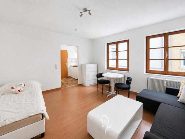 Wohnung 1 (Wohnen/Schlafen) KI optimiert
