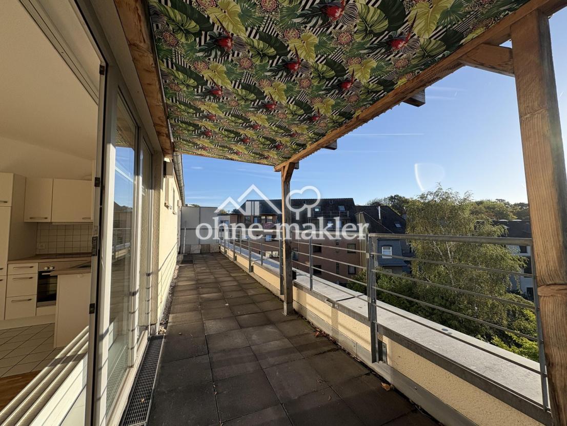 Terrasse mit Pergola