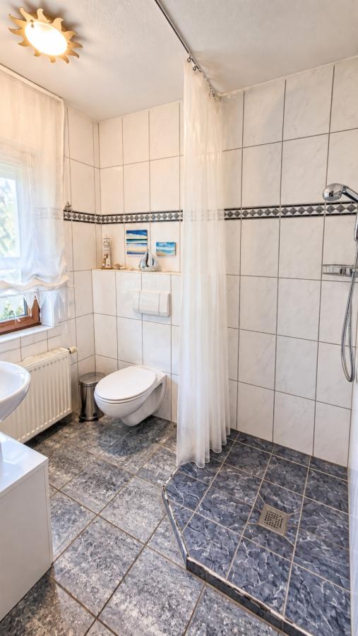 Badezimmer EG