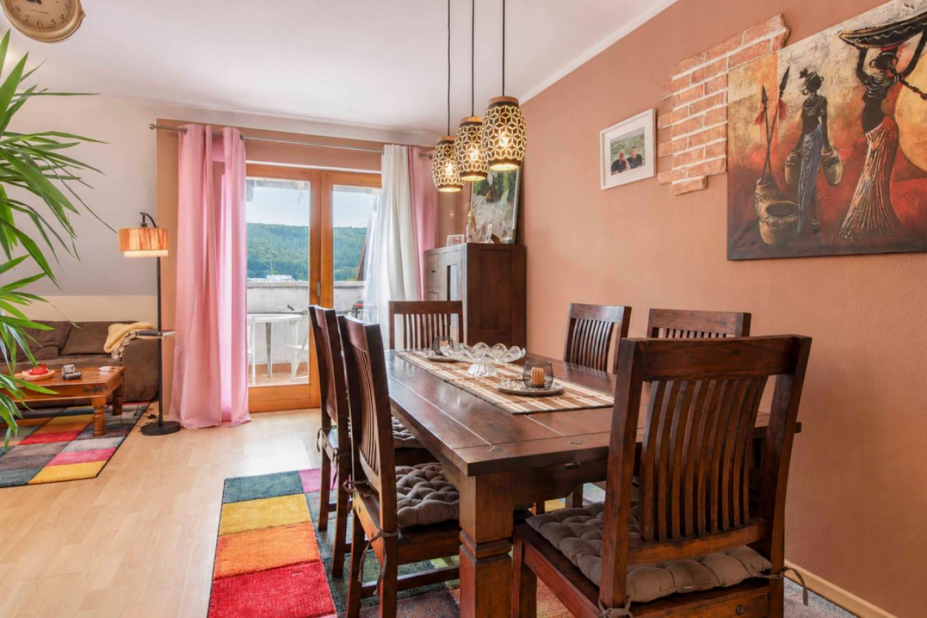 02 Wohnzimmer