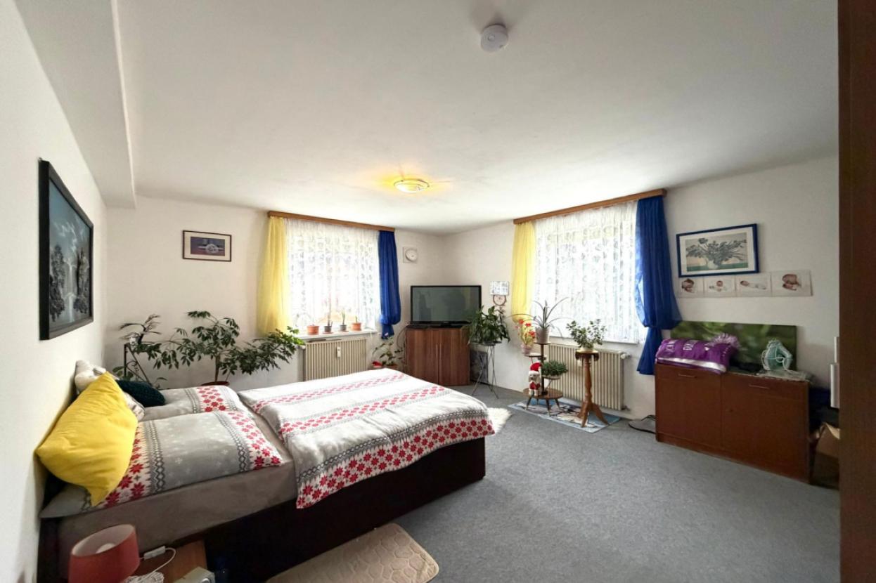 1.OG 2.Schlafzimmer