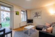 Möblierte 2-Zimmer-Wohnung mit Garten in Leipzig-Mockau zu vermieten_Wohnzimmer