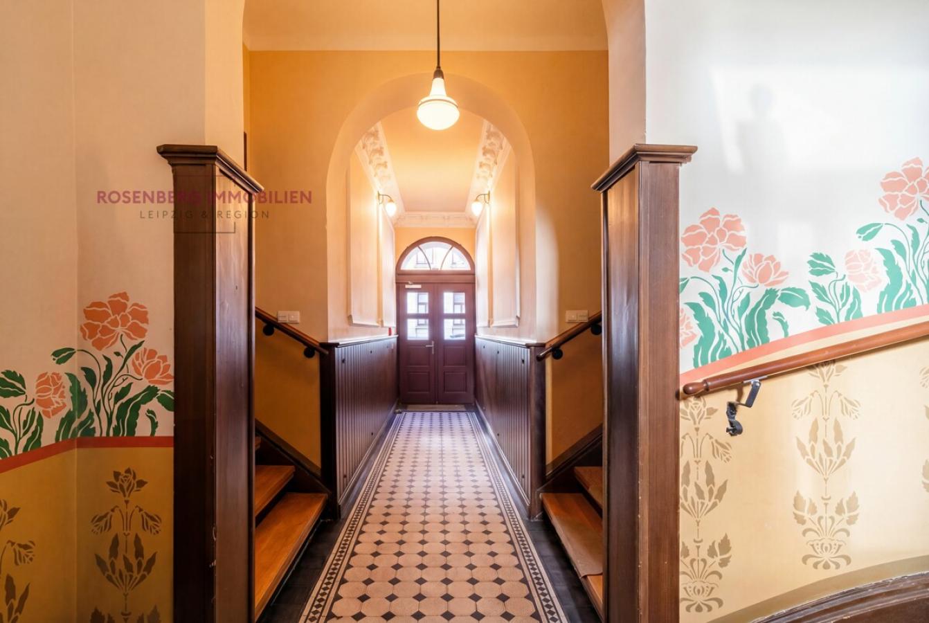 Möblierte 2-Zimmer-Wohnung mit Garten in Leipzig-Mockau zu vermieten_Hausflur