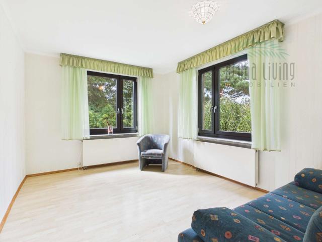 Schlafzimmer 1 (EG)
