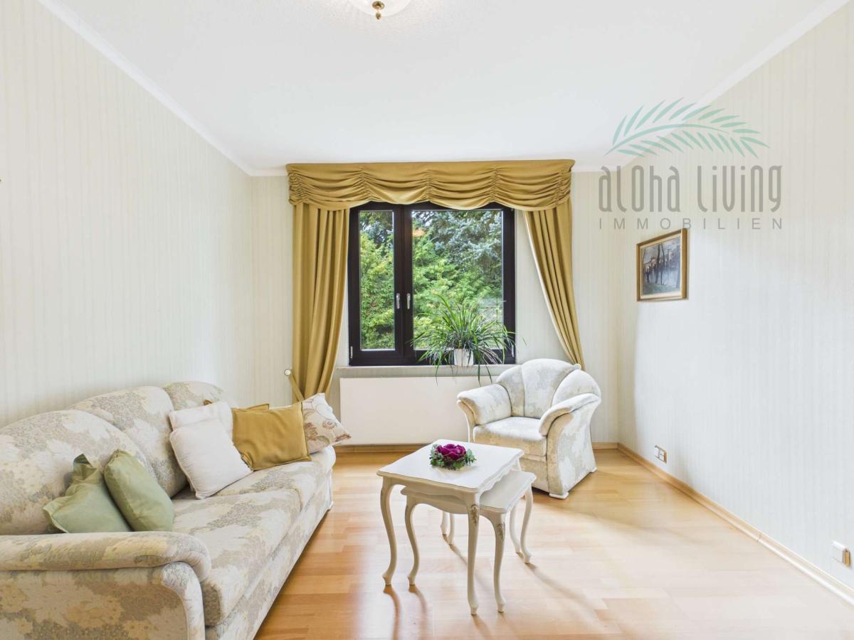 Schlafzimmer 2 (EG)