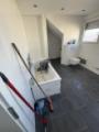 43 Bad mit Wandschrank im DG