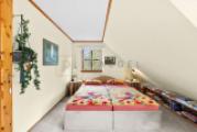 Großes Schlafzimmer