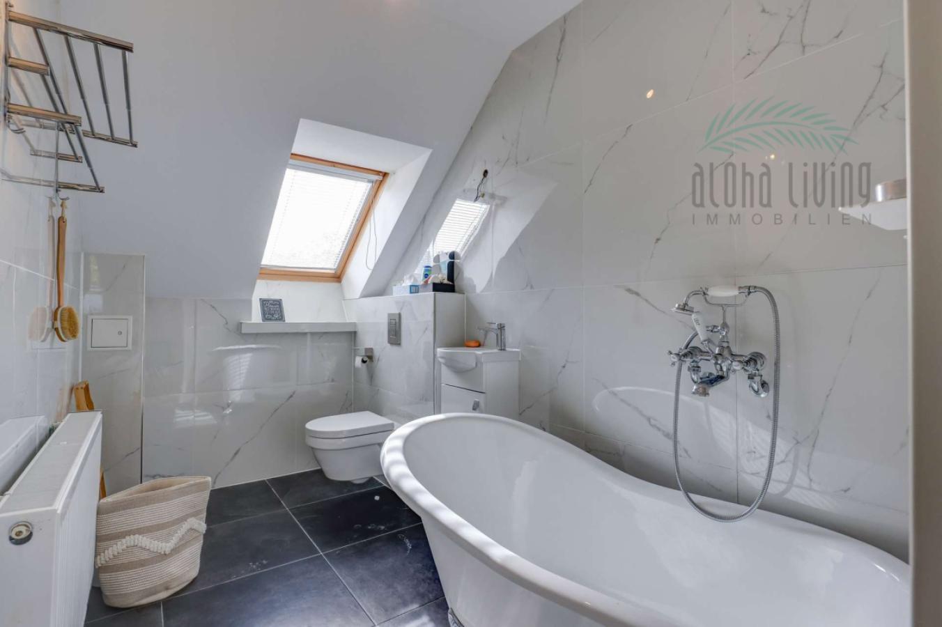 Badezimmer 2 (DG)