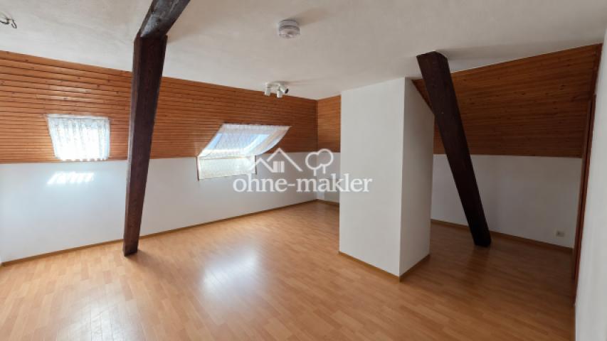 Wohn-/Schlafzimmer