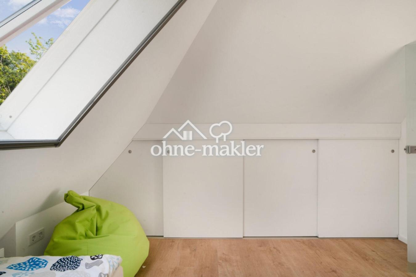 DG_Arbeits-/Kinderzimmer_02