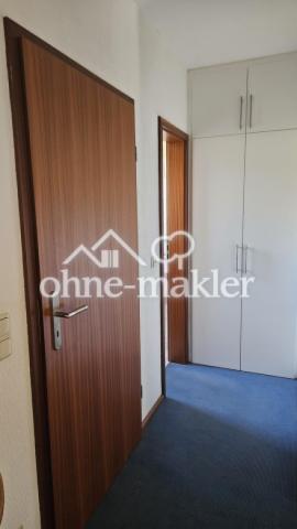 Flur EG mit Einbau Schuschrank