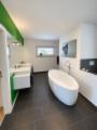 Badezimmer 2