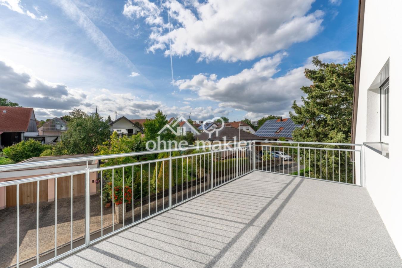 Blick vom großen Westbalkon