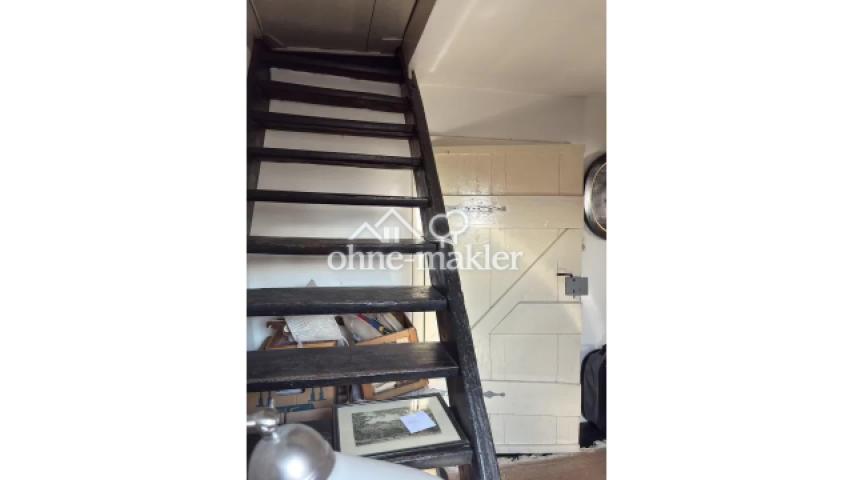 Treppe zum Dachboden