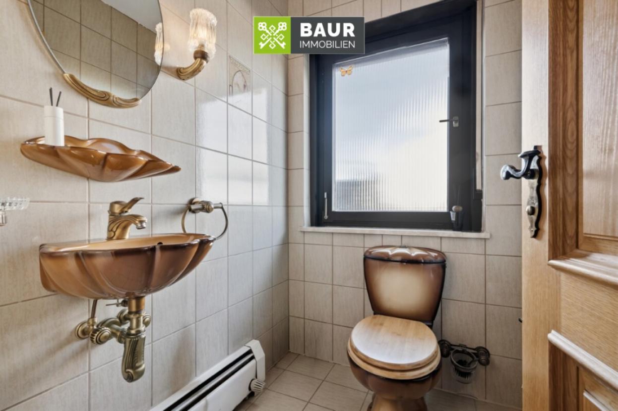 UG WC