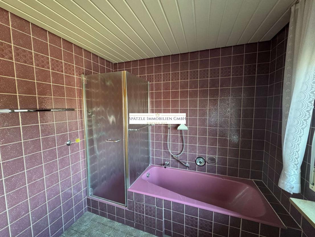 Badezimmer EG