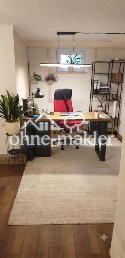 Büro-Möglichkeit im Keller+FBH