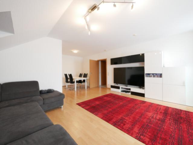 Wohnzimmer / Esszimmer