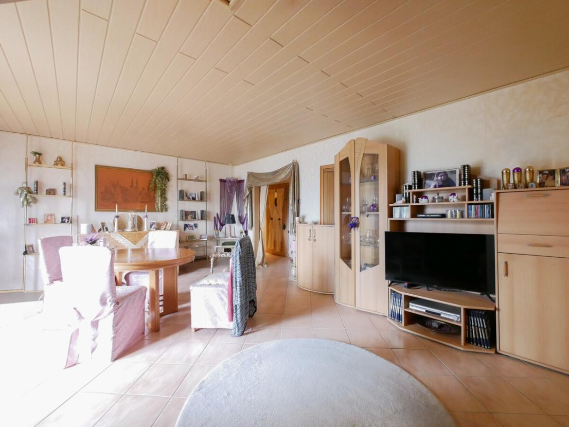 Wohnzimmer / Esszimmer