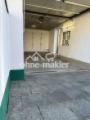 Zufahrt und Garage