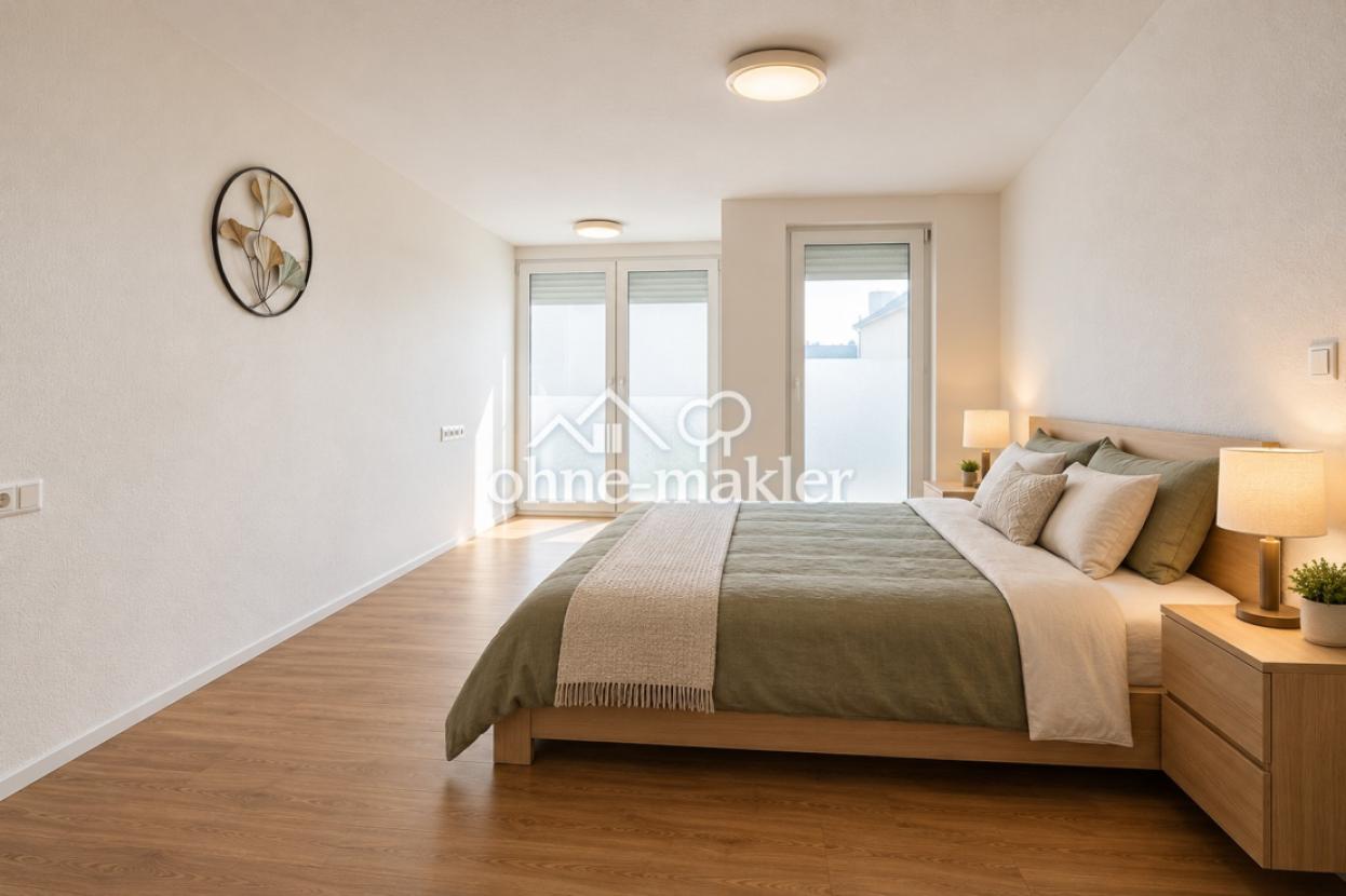 Schlafzimmer mit Zugang zum Ba