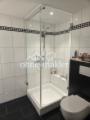 Modernes Duschbad