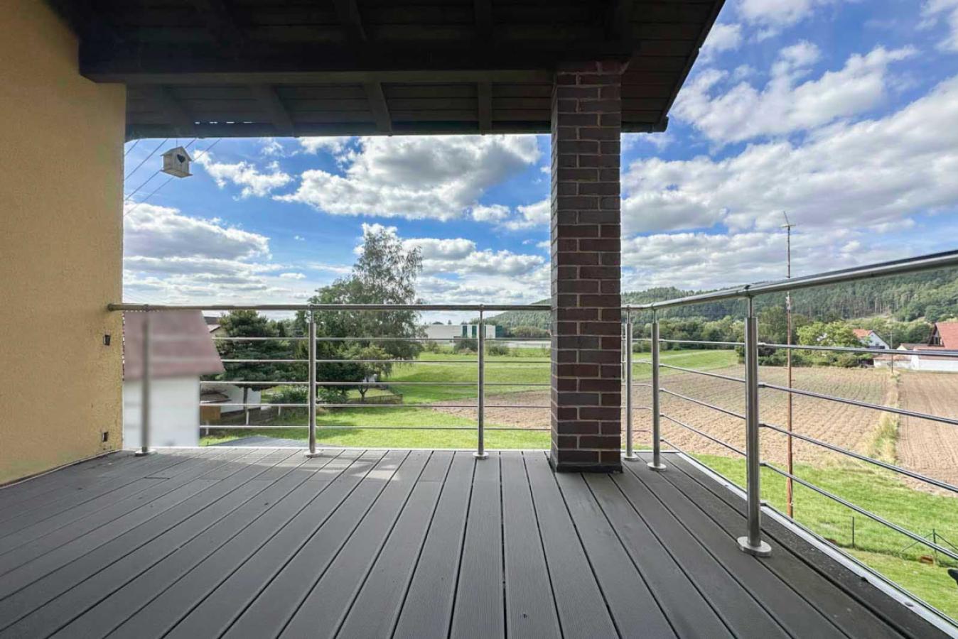 Balkon OG