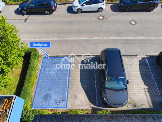 Parkplatz (vom Schlafzimmer)