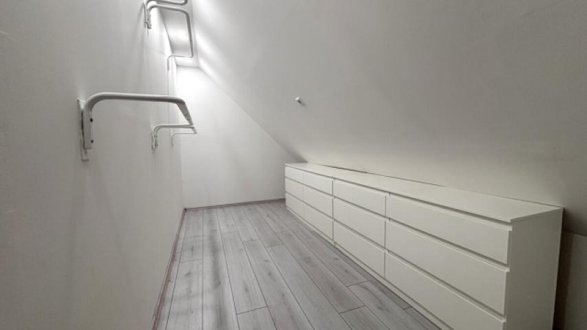 begehb. Kleiderschrank