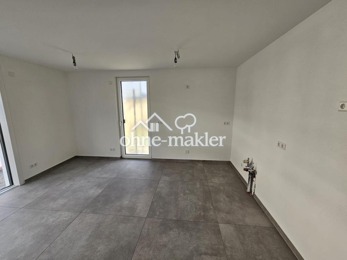 Küche mit Wohn-/Esszimmer
