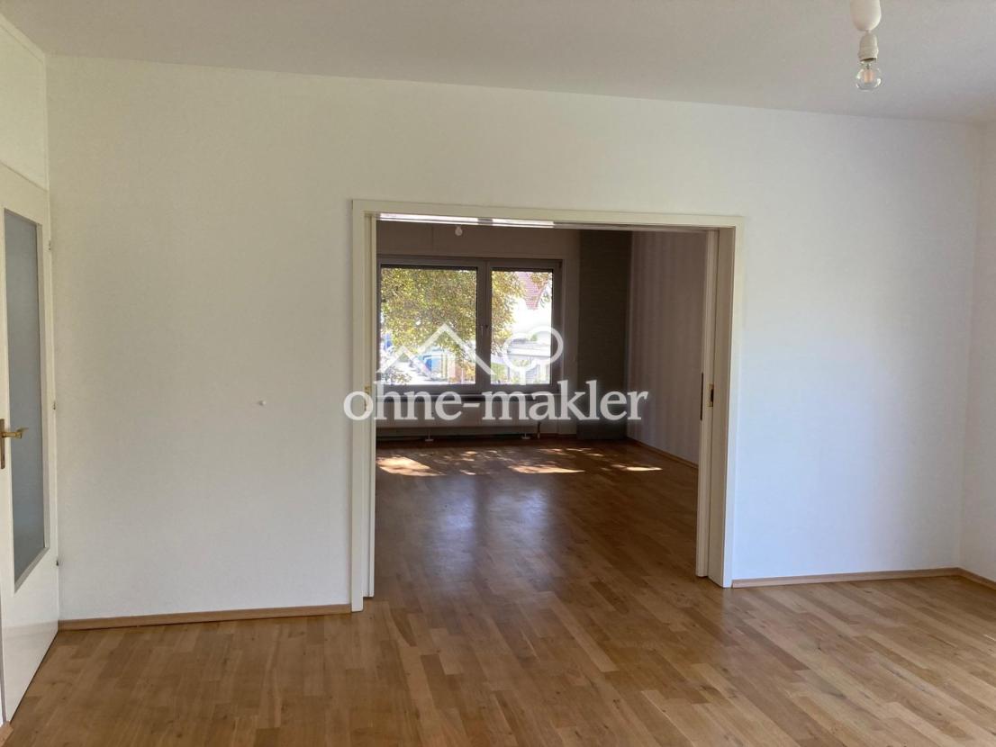 Blick ins Wohnzimmer