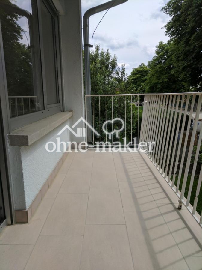 Balkon vor Schlafzimmer