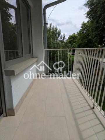 Balkon vor Schlafzimmer