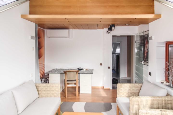 Arbeitszimmer