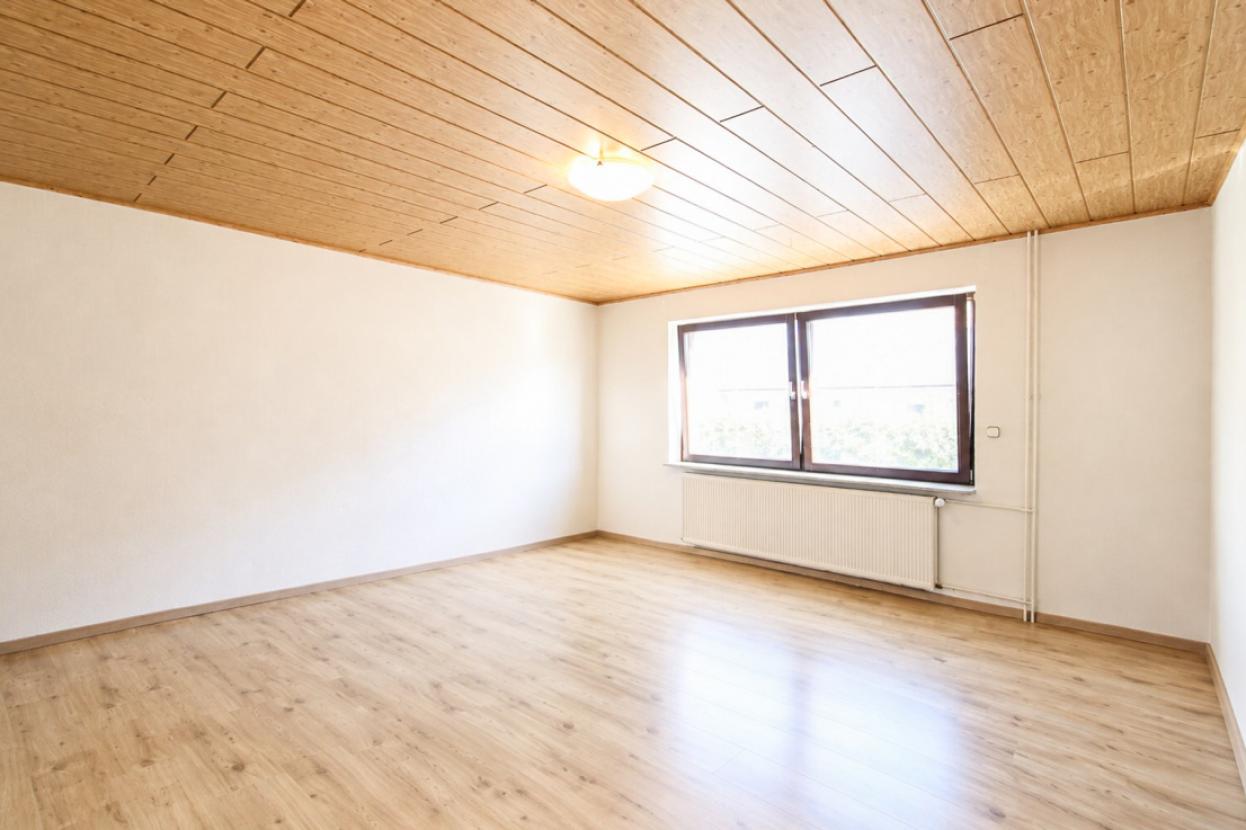 Wohnzimmer EG neu